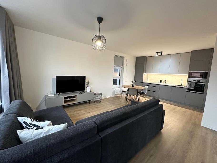 New Near Tipos Arena, Free Parking, Danubius One Building * 布拉迪斯拉发